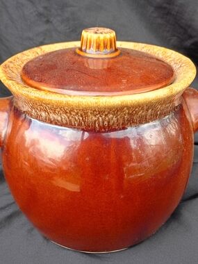 Vtg Mid Century Hull Pottery Brown Drip Glaze Bean Pot Stoneware